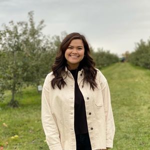 Meet your Posher, Ariane